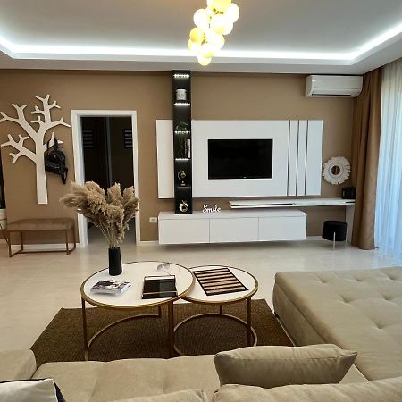 Sas 2 Luxury Apartments Mamaia Exterior photo