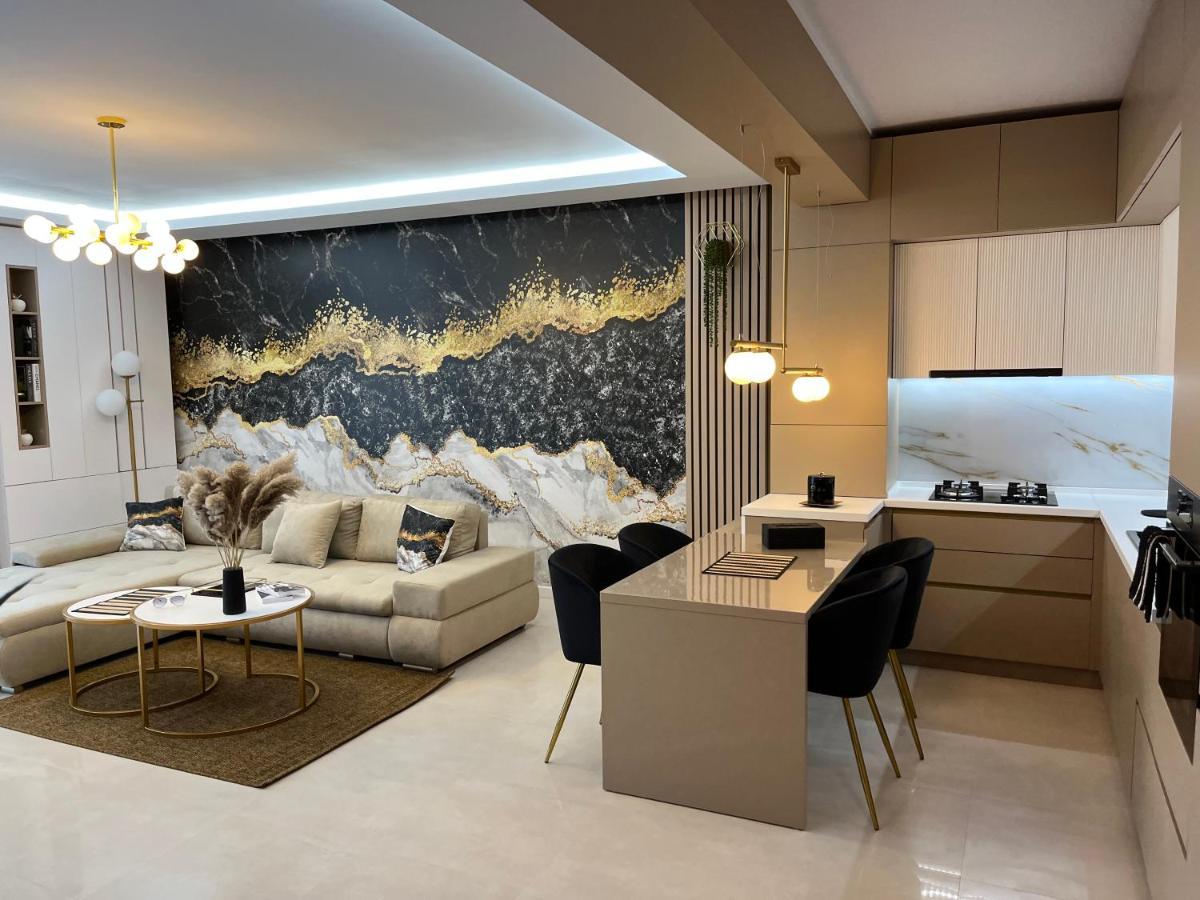 Sas 2 Luxury Apartments Mamaia Exterior photo