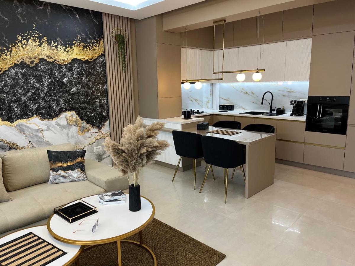 Sas 2 Luxury Apartments Mamaia Exterior photo