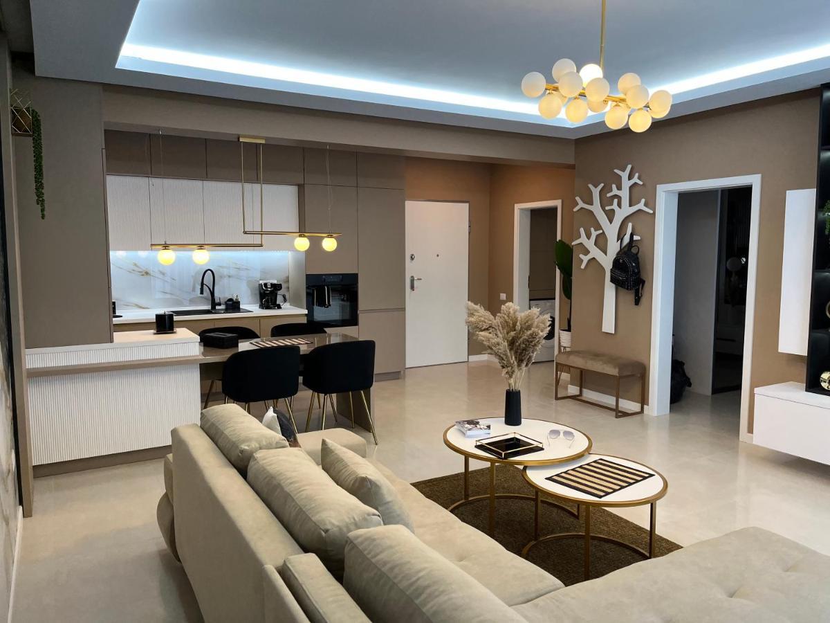 Sas 2 Luxury Apartments Mamaia Exterior photo